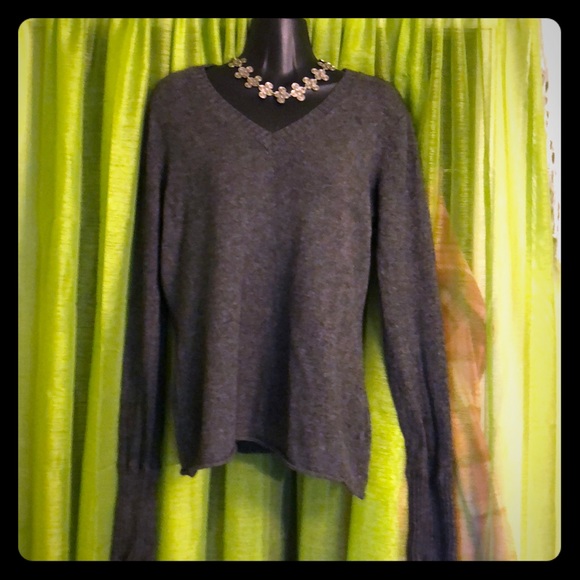 JUST CASHMERE by FORTE V Neck Sweater Size Large JUST CASHMERE by FORTE V Neck Sweater Size Large